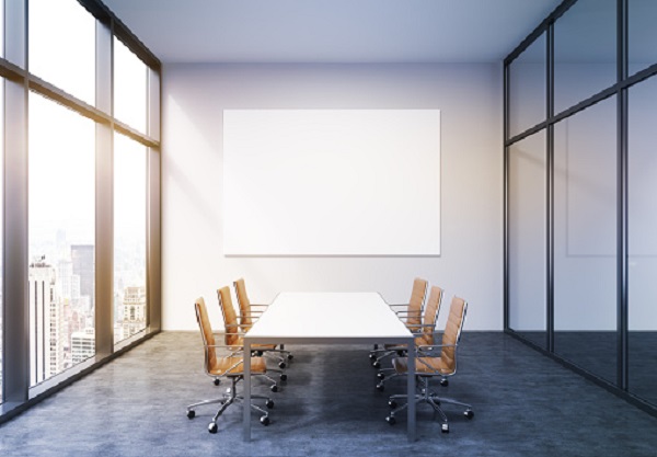 Meeting room, with a rectangle white table and 6 chairs